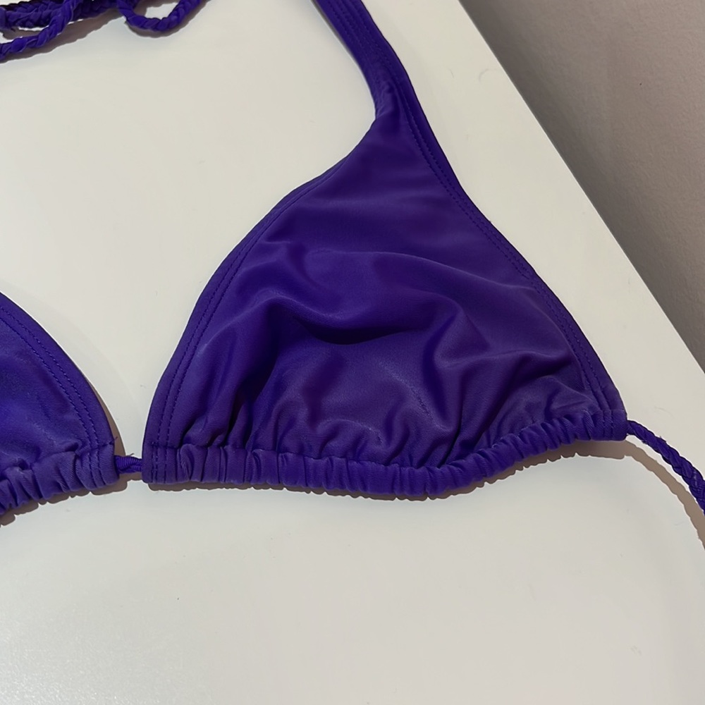 3/$10 โจ Garage Bikini top - Picture 2 of 4